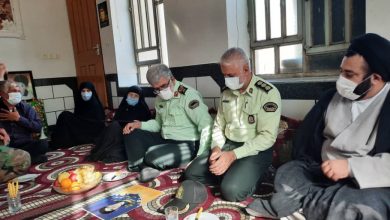 دیدار فرمانده انتظامی فارس از خانواده شهید جهانبخش میرزایی در نودان